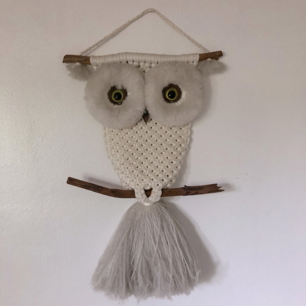 Vintage White Macrame Owl Wall Hanging